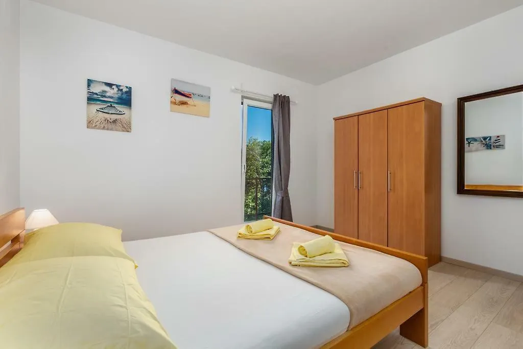 Apartment Roza, Sea View, Free Parking Icici